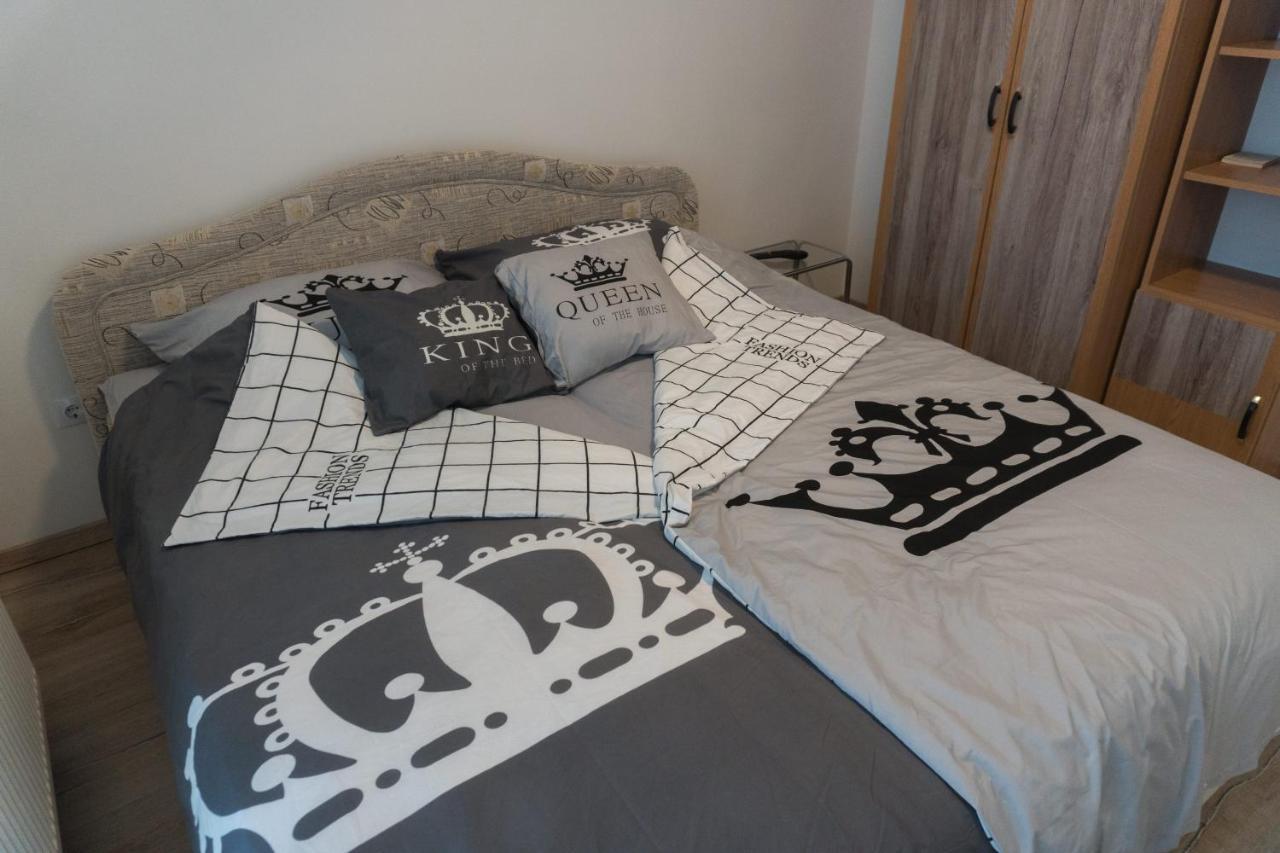 שיופוק Elegant Apartman מראה חיצוני תמונה
