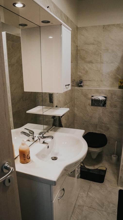 שיופוק Elegant Apartman מראה חיצוני תמונה